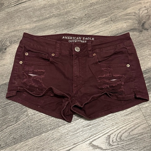 American Eagle “shortie” shorts - women’s size 6 - maroon - Picture 1 of 4